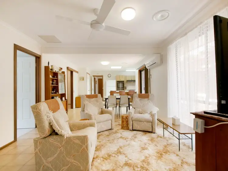 Fifth view of Homely house listing, 11 Murray Close, Frankston VIC 3199