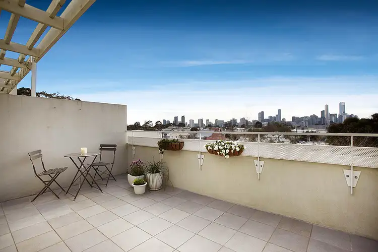 Second view of Homely apartment listing, 6/3 Liardet Street, Port Melbourne VIC 3207