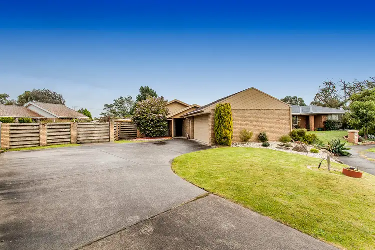 2 Lalbert Court, Lysterfield VIC 3156