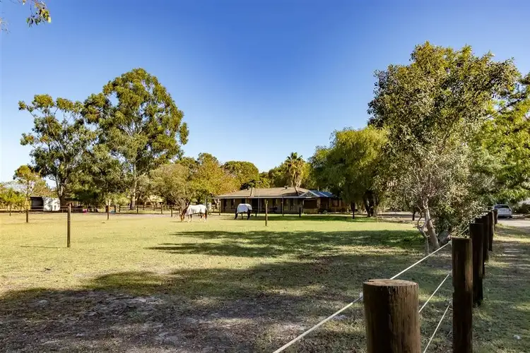 52 Jannali Road, Furnissdale WA 6209