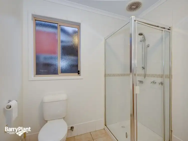 Seventh view of Homely house listing, 10 Ovata Place, Cranbourne West VIC 3977