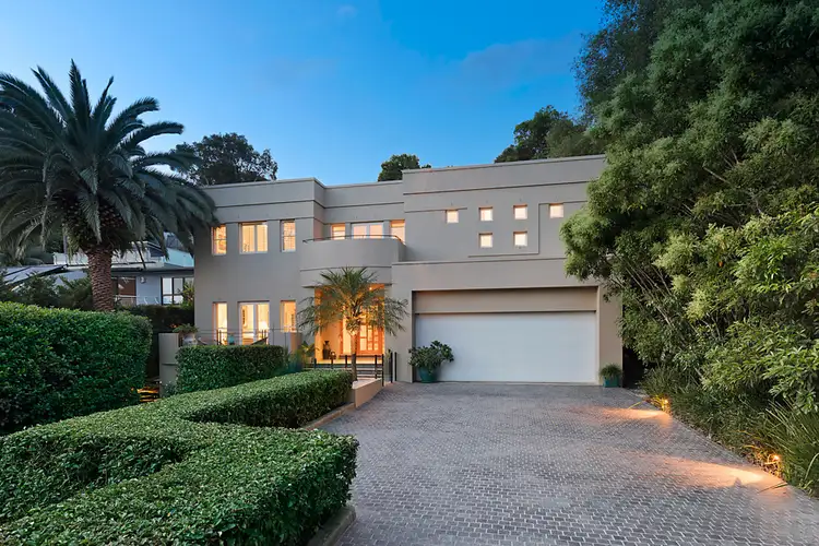 64b Ponsonby Parade, Seaforth NSW 2092