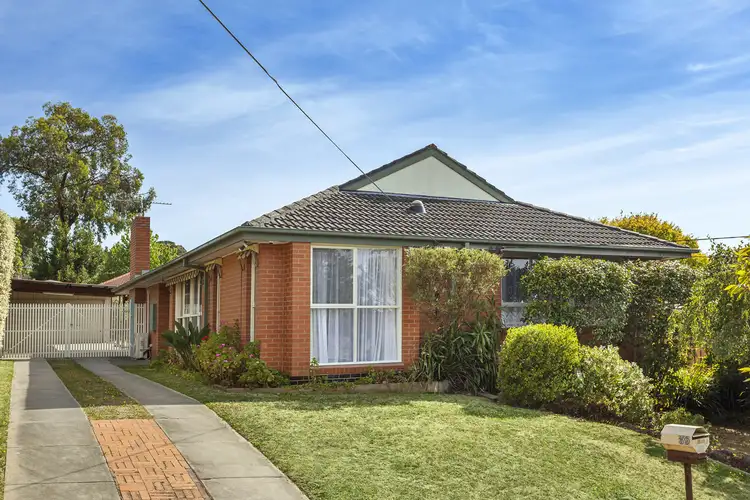 39 Renshaw Street, Doncaster East VIC 3109