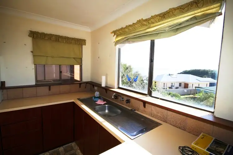Fourth view of Homely house listing, 6 Seabreeze Court, Peppermint Grove Beach WA 6271