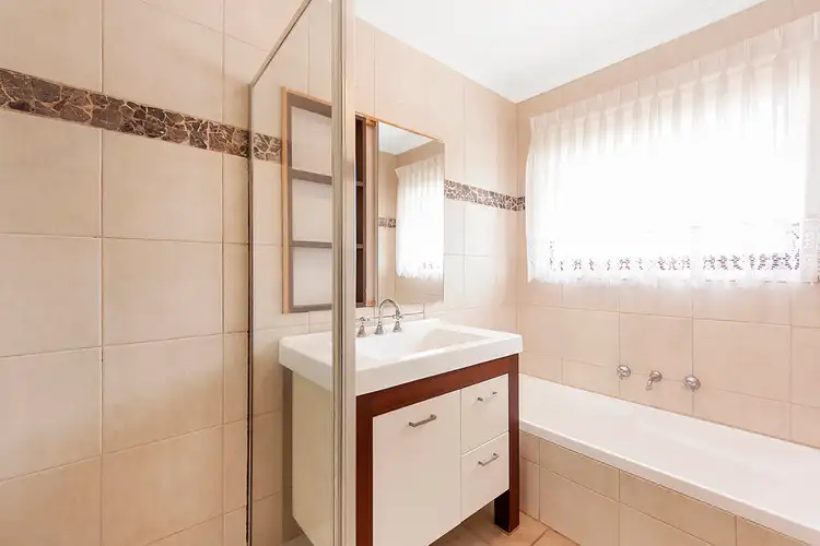 Fifth view of Homely house listing, 4 Longwood Drive, Epping VIC 3076