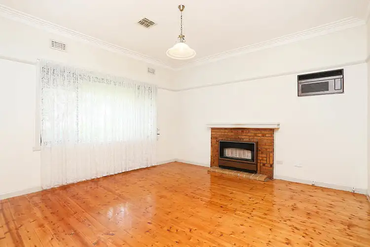 Fourth view of Homely house listing, 7 Perth Avenue, Albion VIC 3020