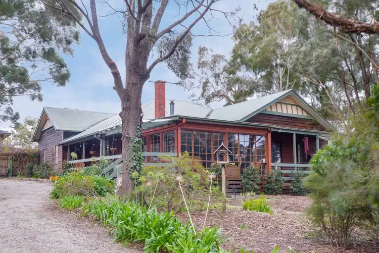 2903 Warburton Highway, Wesburn VIC 3799