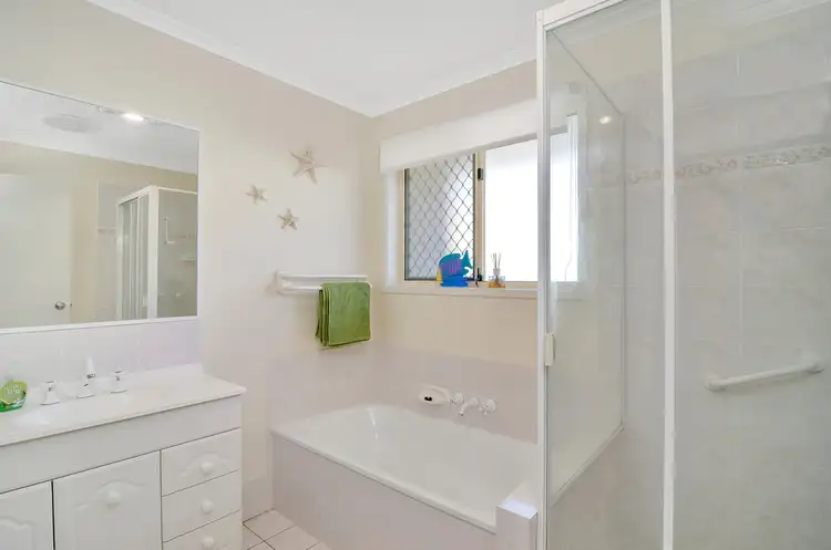 Seventh view of Homely house listing, 5 Silver Glade Drive, Elanora QLD 4221