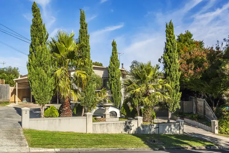 2 Clements Avenue, Donvale VIC 3111