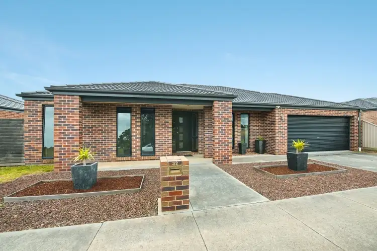 32 Crown Street, Sebastopol VIC 3356