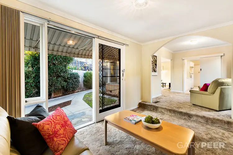 Sixth view of Homely house listing, 8 Penleigh Court, St Kilda East VIC 3183