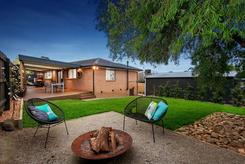 Main view of Homely house listing, 21 Bimbadeen Crescent, Yallambie VIC 3085
