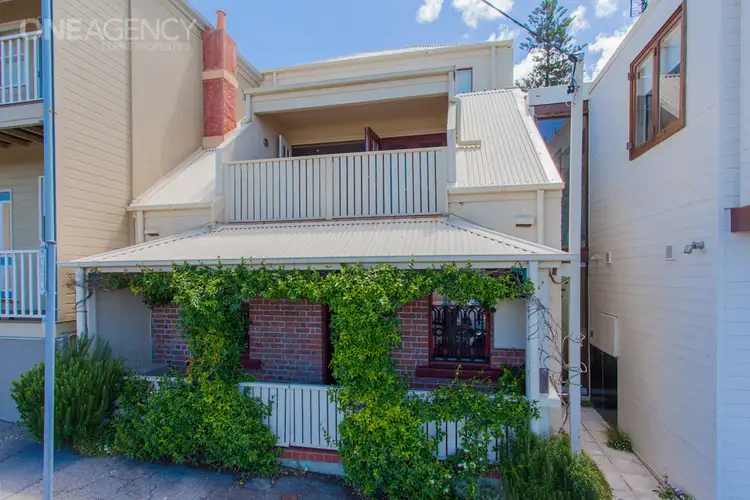 90 Newcomen Street, The Hill NSW 2300