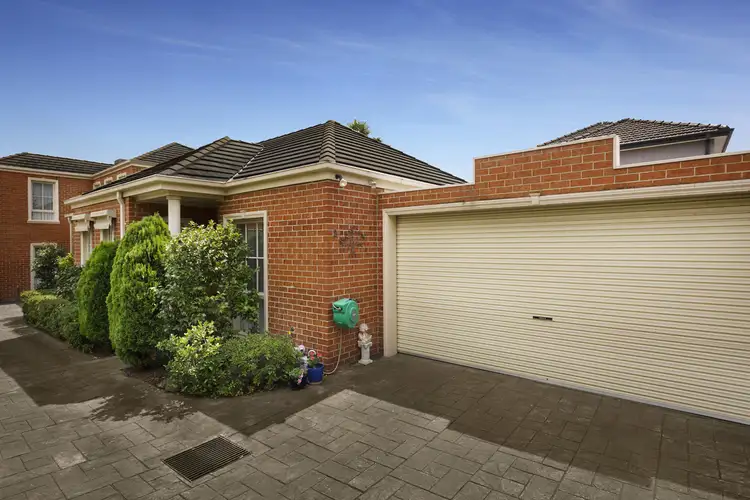2/13 Kennon Place, Doncaster East VIC 3109