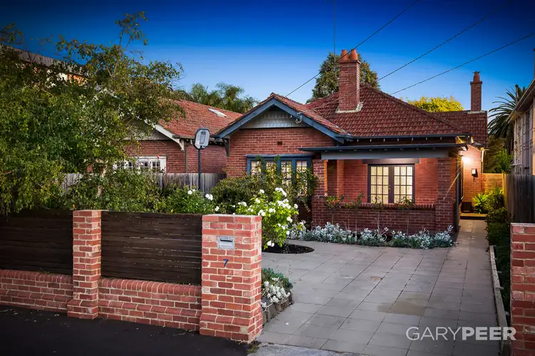 7 The Avenue, St Kilda East VIC 3183