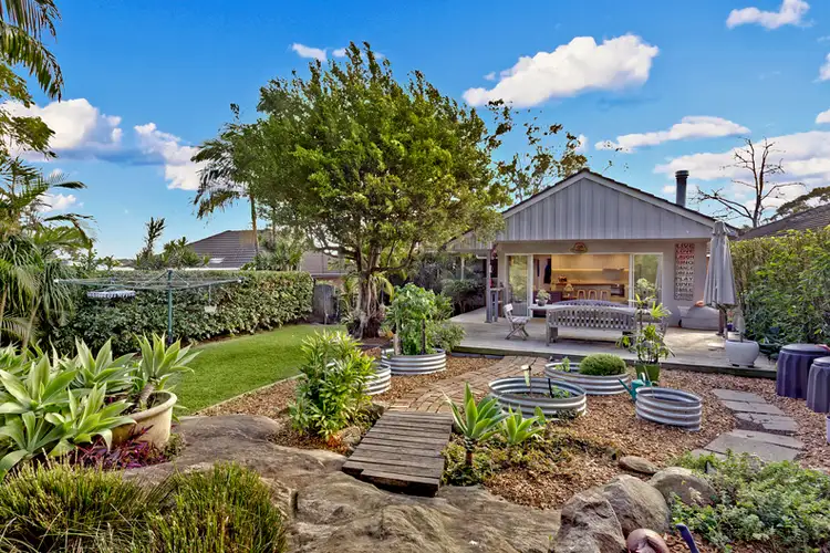 18 Lumeah Avenue, Elanora Heights NSW 2101