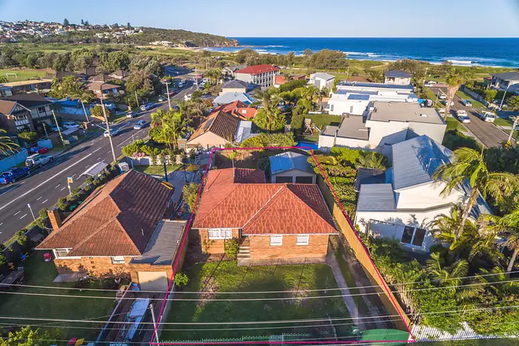 Main view of Homely house listing, 28 Farnell Street, Curl Curl NSW 2096