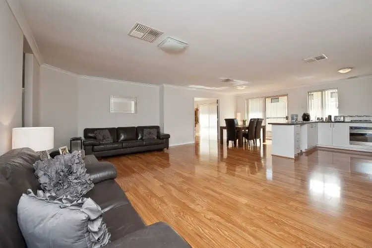 Second view of Homely house listing, 5 Hida Lane, Madeley WA 6065