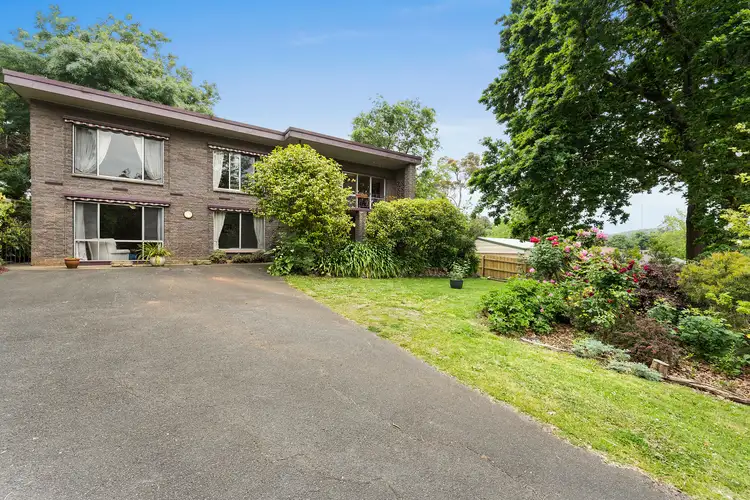 45 Drummond Road, Seville VIC 3139