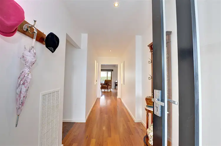Second view of Homely house listing, 7 Payton Crescent, Canadian VIC 3350
