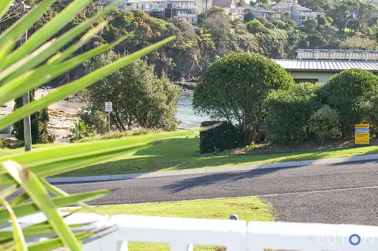 55 Yugura Street, Malua Bay NSW 2536
