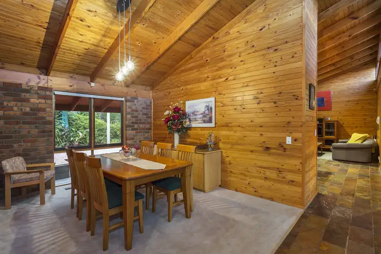 Fourth view of Homely house listing, 5 Hay Court, Doncaster East VIC 3109