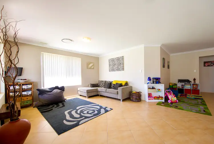 Sixth view of Homely house listing, 7 Jupiter Drive, Australind WA 6233