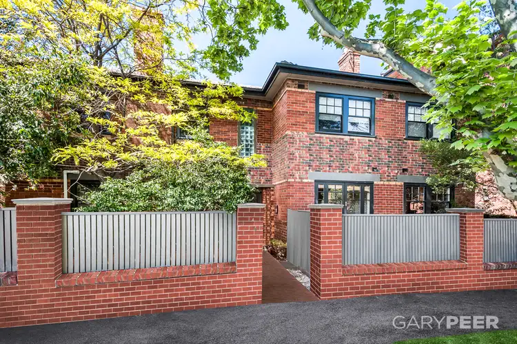 2/1a Boondara Grove, St Kilda East VIC 3183