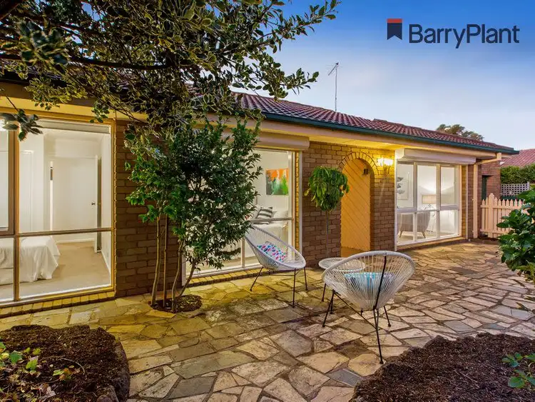 2/3 Kuranga Court, Mornington VIC 3931