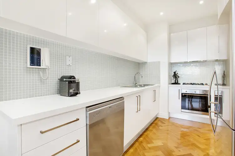 18/885 Doncaster Road, Doncaster East VIC 3109