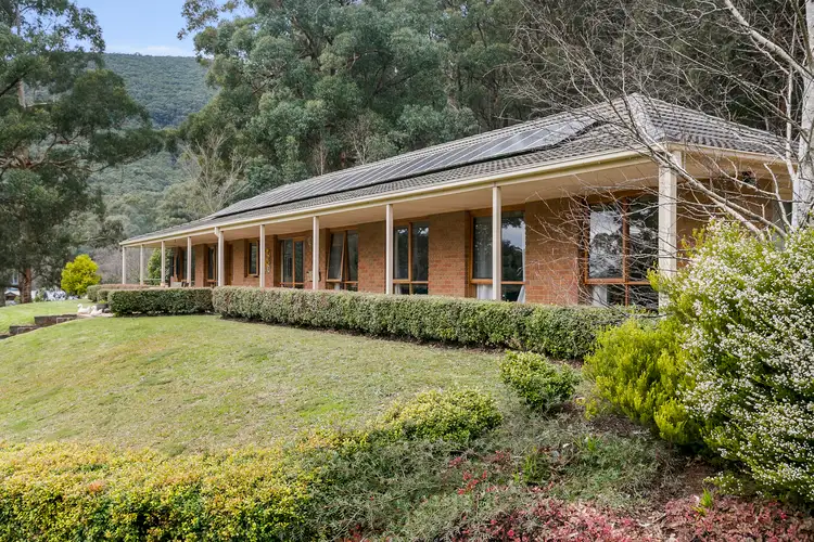 24 Boronia Road, Warburton VIC 3799