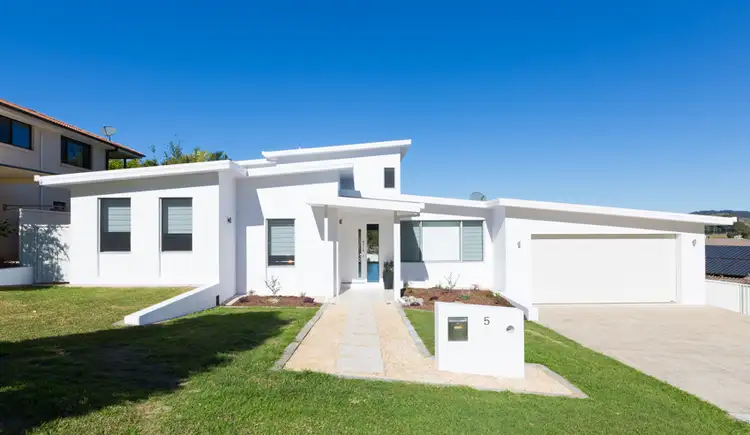 5 Mikinos Street, North Boambee Valley NSW 2450
