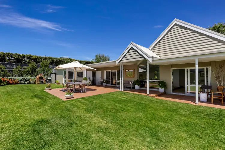 16 Boston Court, Sorrento VIC 3943
