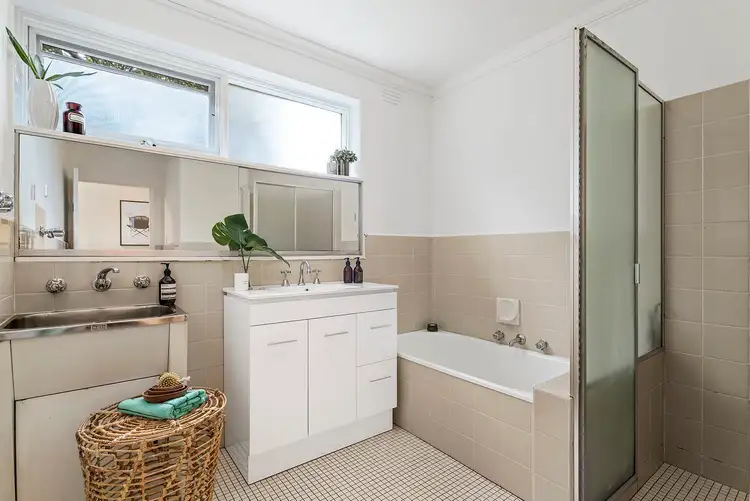 Fifth view of Homely apartment listing, 3/1015 Glenhuntly Road, Caulfield VIC 3162