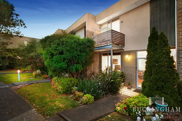 Main view of Homely townhouse listing, 8/25 Pottage Circuit, Macleod VIC 3085