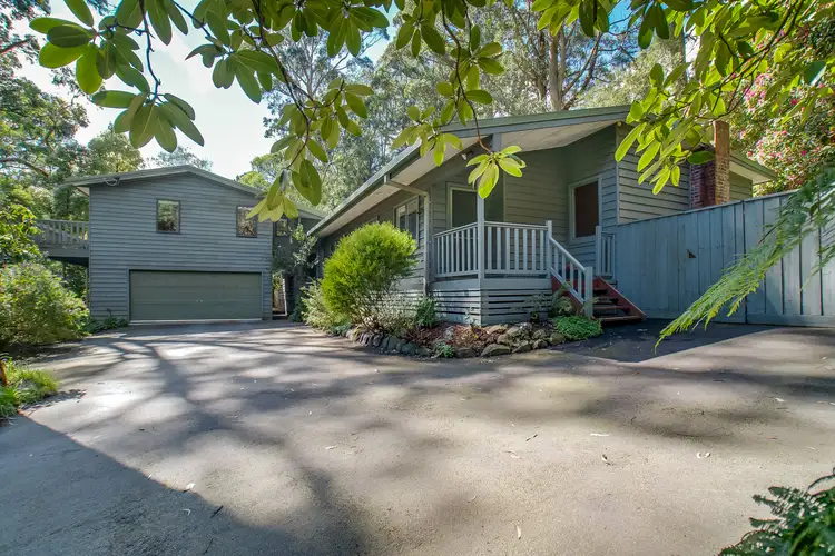 10 Alice Street, Sassafras VIC 3787