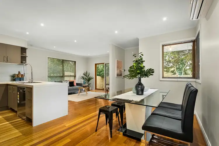 2/51 Leach Street, Briar Hill VIC 3088