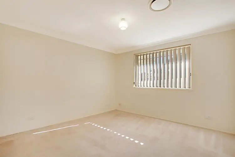 Fifth view of Homely house listing, 18 St Helens Close, West Hoxton NSW 2171