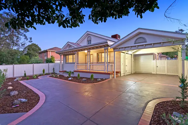 90 Hull Road, Croydon VIC 3136