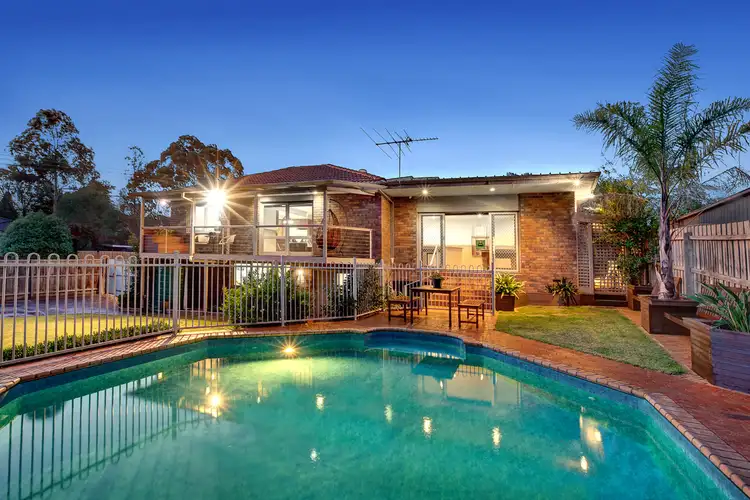 10 Yarran Grove, Bayswater VIC 3153