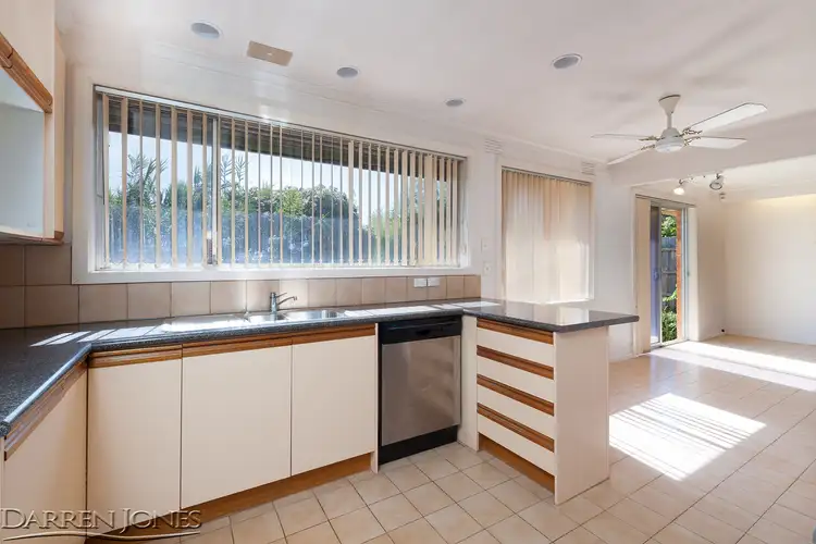 Third view of Homely house listing, 5 Crabtree Court, Bundoora VIC 3083
