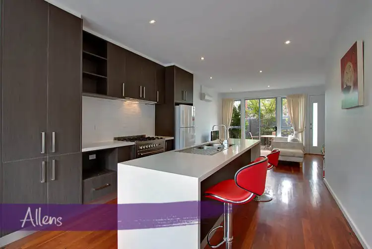 4/6 Park Road, Surrey Hills VIC 3127