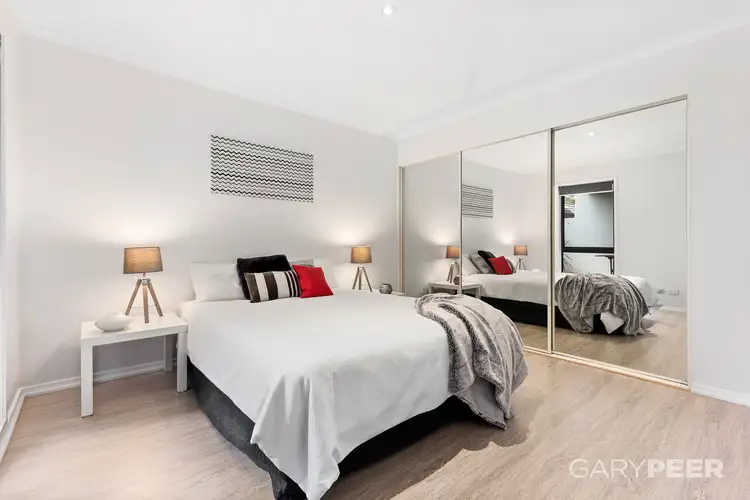 Third view of Homely apartment listing, 2/26 Wellington Street, St Kilda VIC 3182