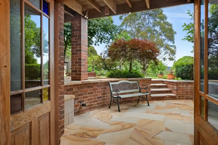 14 Victor Crescent, Robertson NSW 2577