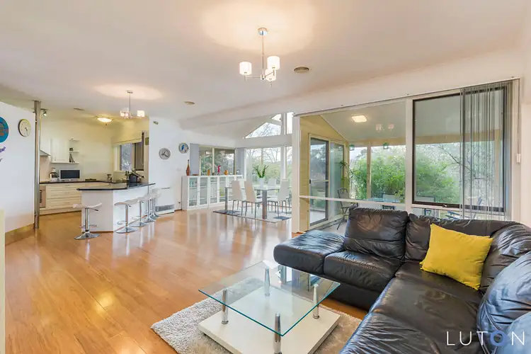 24 Malcolm Place, Kambah ACT 2902