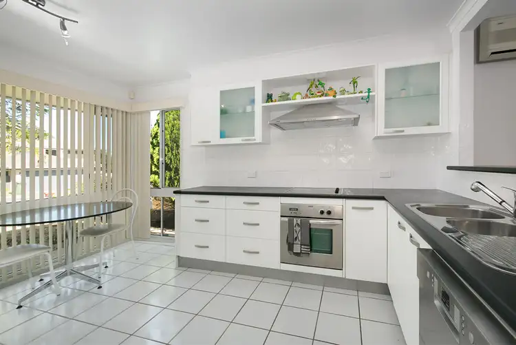 Fifth view of Homely house listing, 4 Wyara Close, Westlake QLD 4074