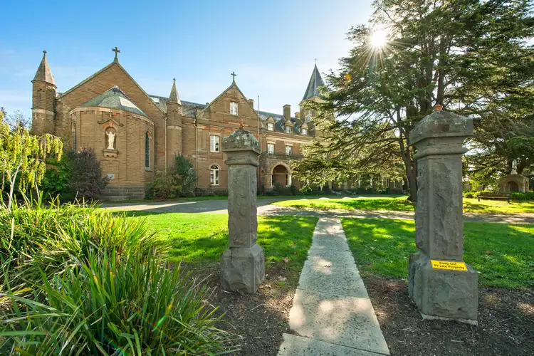 Main view of Homely townhouse listing, 27/300 Gillies Street North, Wendouree VIC 3355