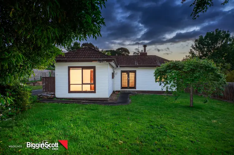 14 Harcourt Road, Boronia VIC 3155