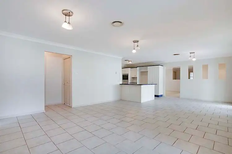 Fifth view of Homely house listing, 8 Rasp Close, West Hoxton NSW 2171