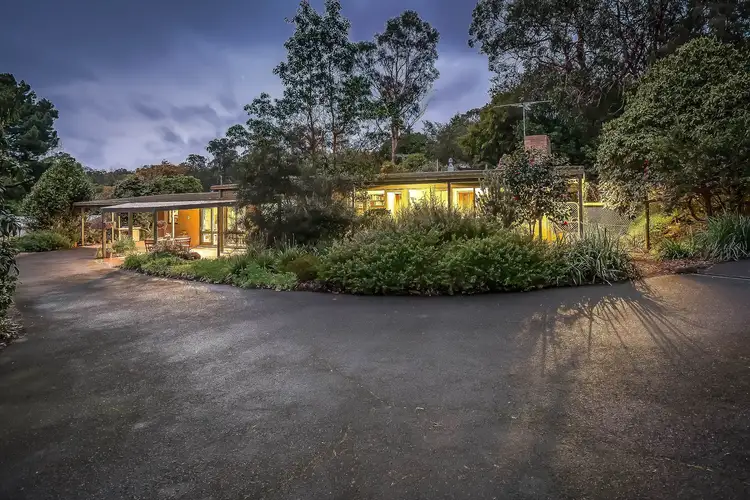 16 O'Connor Avenue, Mount Evelyn VIC 3796